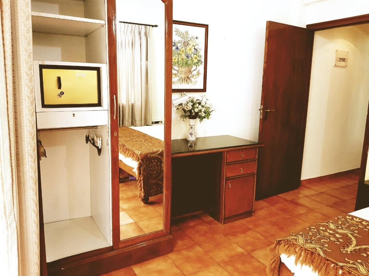 Diana Apartments 칸돌림 외부 사진